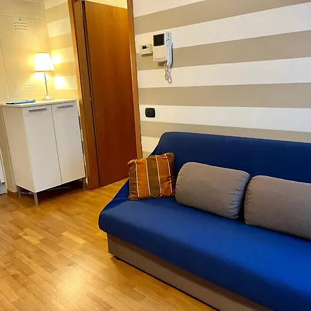 Apartamento Bilocale Nuovo In Centro 4 Posti Letto *